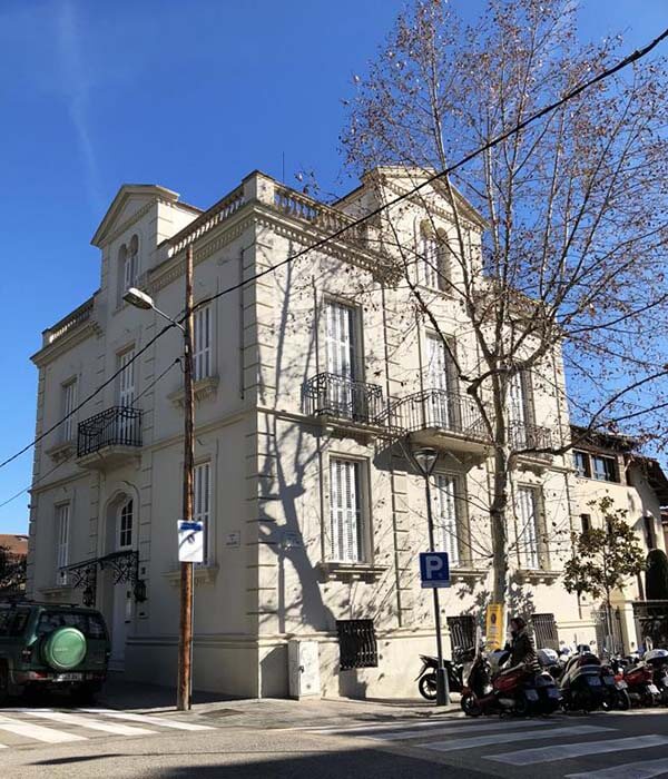 sold the luxury property of johan cruyff in barcelona